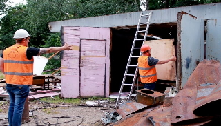 Демонтаж гаражей в Глазове, цена от 1733 руб. – услуги под ключ от 2Землекопа-Глз